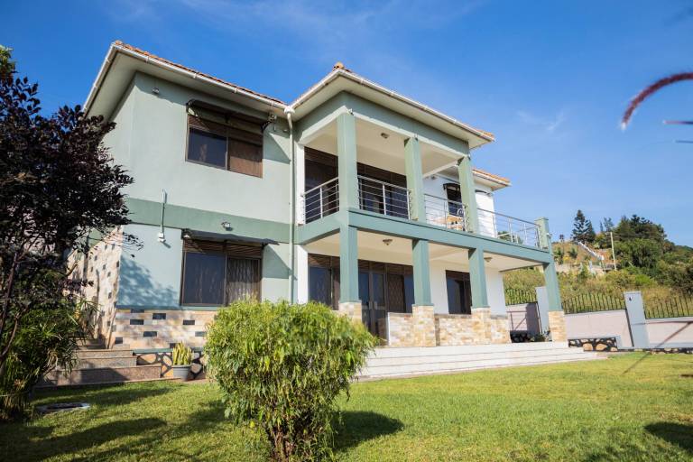 House Bwebajja Dundu