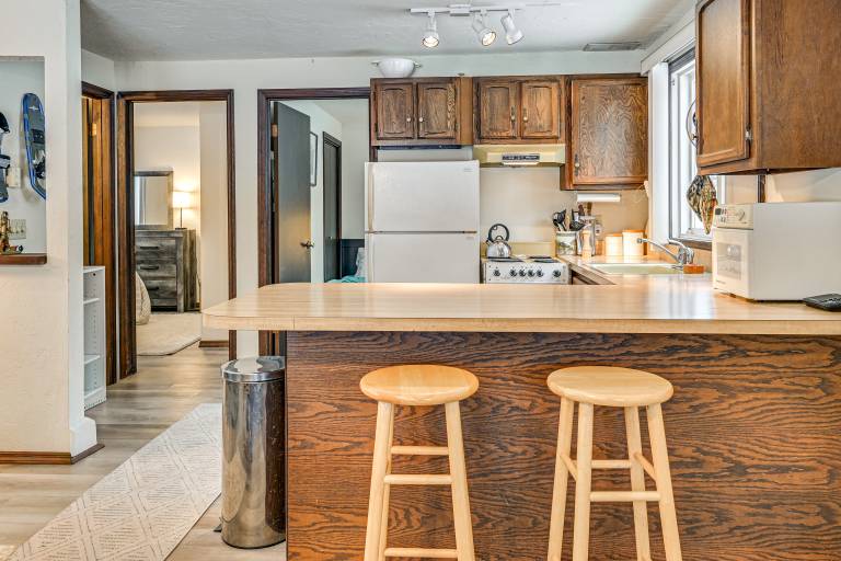 3 Mi to Windham Mountain: Pet-Friendly Apt w/ Yard — photo 2