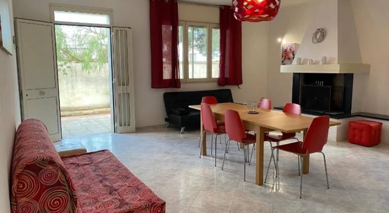 Vacation home with 3 rooms for 12 persons in Porto Cesareo