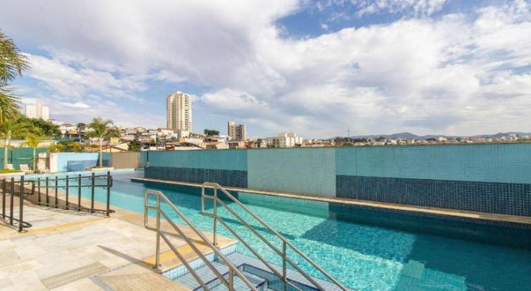 Apartment with pool — photo 3