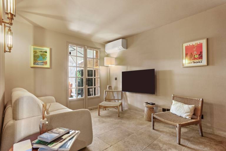 House with fast internet, pool & terrace | Garden view in Cogolin