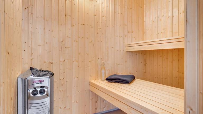 House with jacuzzi, barbecue & terrace — photo 4