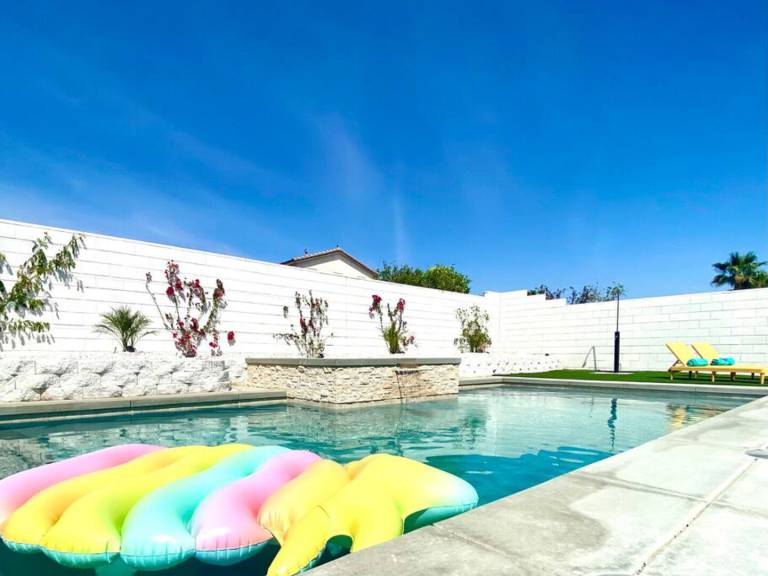 House with private pool — photo 5