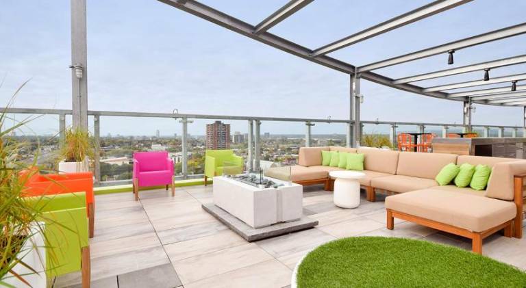 Serviced apartment with hot tub & patio | Next to Chinatown — photo 3