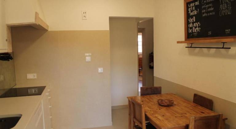 Holiday apartment with patio & yard — photo 2
