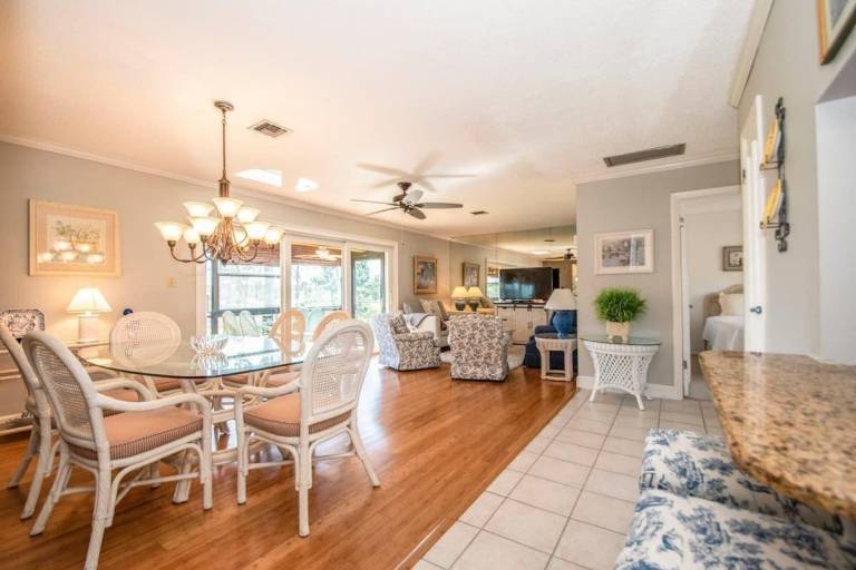 Condo Naples