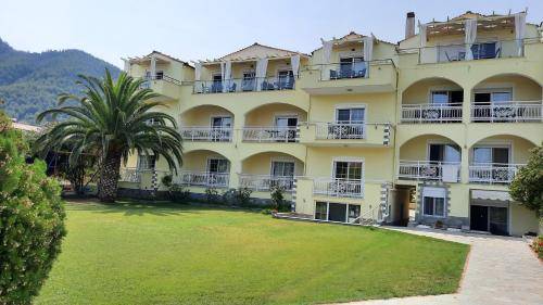 Aparthotel  Chrisi Ammoudia
