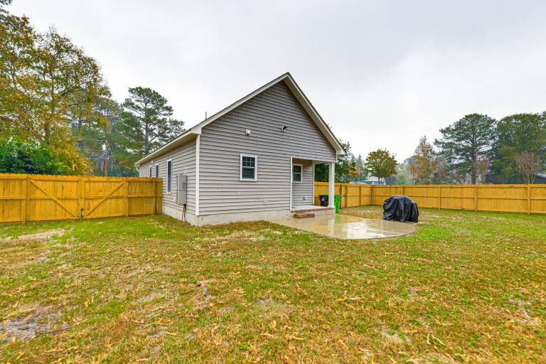 3 Mi to Dtwn: Home w/ Patio & Grill in New Bern — photo 2