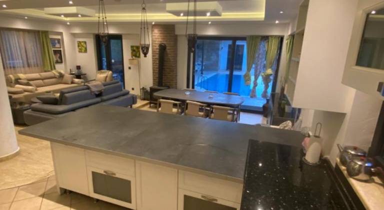 Fully equipped villa with barbeque, jacuzzi & private pool | Good for workation | Pets are welcome — photo 4