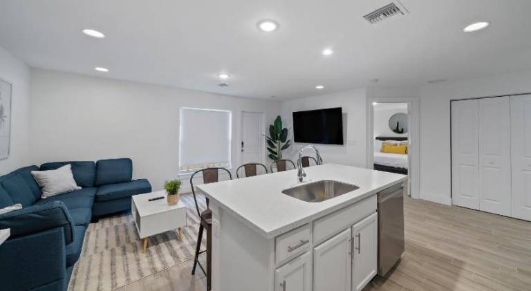 New Construction Home 10 to Beach 5 to Downtown — photo 5