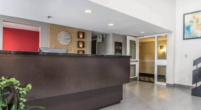 Comfort Inn South — photo 3