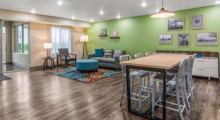 WoodSpring Suites North Ft Worth Alliance TX Speedway — photo 3