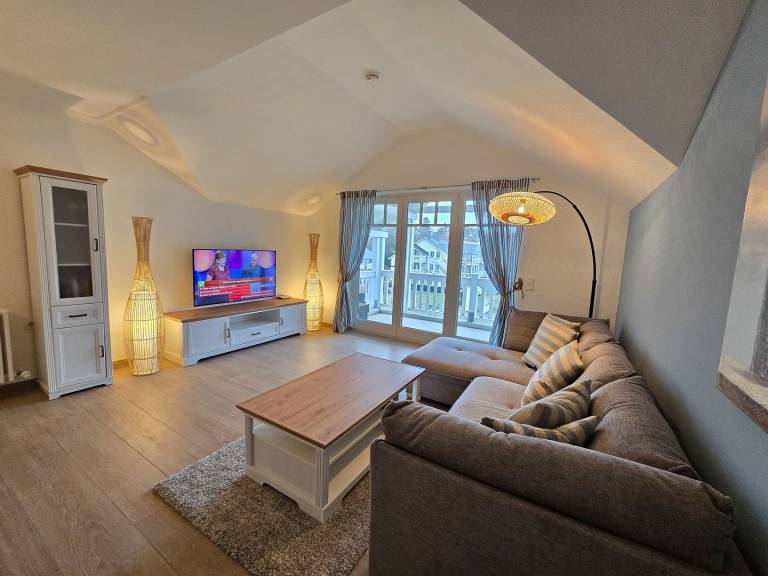Komfortplus Ferienwohnung mit 1 Schlafzimmer und Balkon im Dachgeschoss in Binz