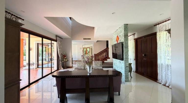 Spacious villa with pool | Dogs allowed — photo 4