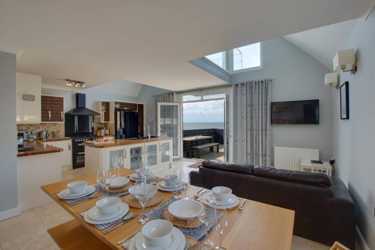 Fully equipped cottage with terrace & garden | Water view | Pets allowed — photo 4