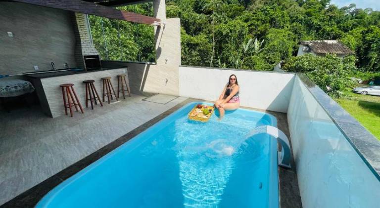 Vacation home with pool in Paraty
