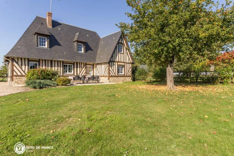 Ferienhaus in Saint-Aubin-de-Scellon, Bailleul-la-Vallée f&uuml;r max. 8 Personen am Atlantik