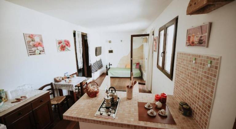 Vacation home with terrace & grill — photo 2