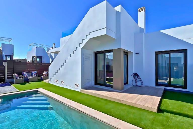 Golf sun and a private pool for a dream holiday