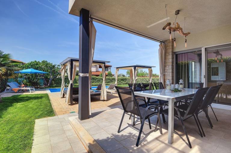 House with BBQ, yard & private pool | Suitable for remote work — photo 5