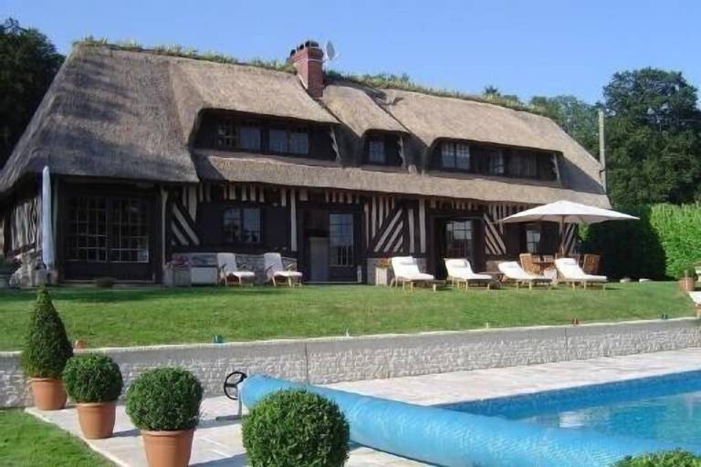 Villa Pont-l'Évêque
