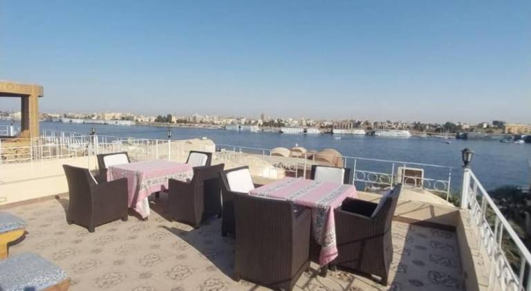 Holiday apartment with terrace, yard & pool | Near Luxor Temple — photo 4