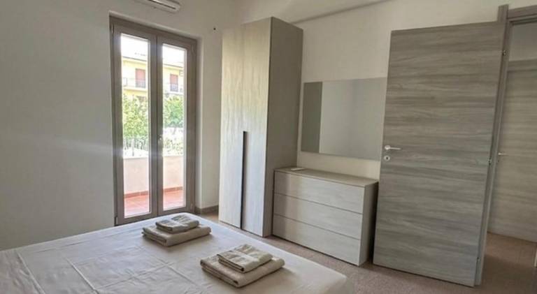 Holiday apartment with 2 rooms for 6 persons — photo 2