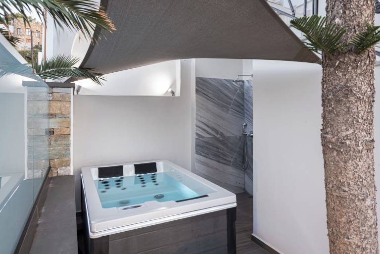 Βίλα Paralia Kini