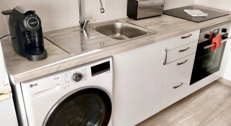 Lovely serviced apartment with garden & patio | Beach nearby | Dogs allowed — photo 4