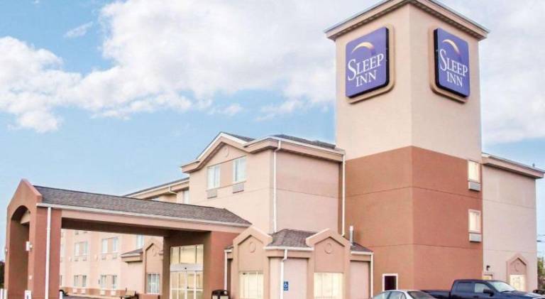 Sleep Inn O'Fallon near I-64 — photo 2