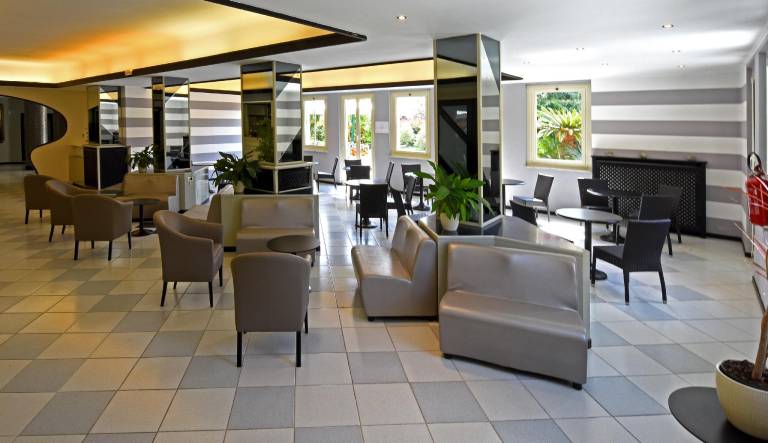 Hotel Sud Est — photo 3