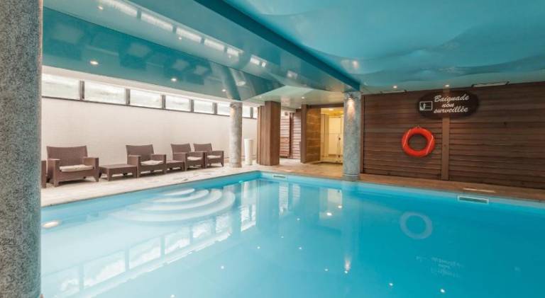 Serviced apartment with sauna & pool | Close to the ski | Pets are welcome — photo 3