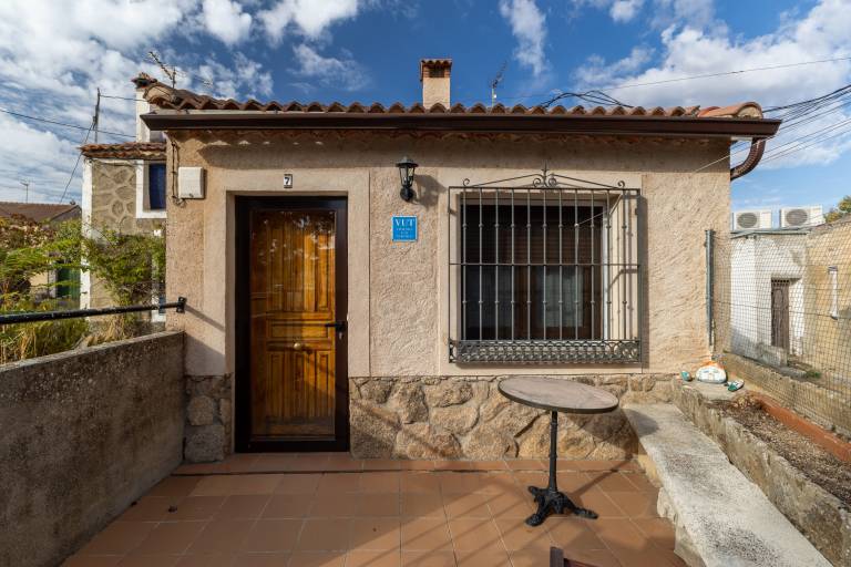 Holiday Home 'De Los Abuelos' with Mountain Views, Private Terrace and Wi-Fi — photo 3