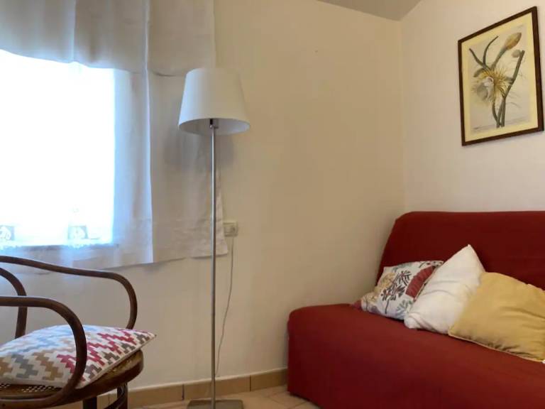 Family-oriented lovely house with barbeque & yard | Nature view | Pets are welcome — photo 4