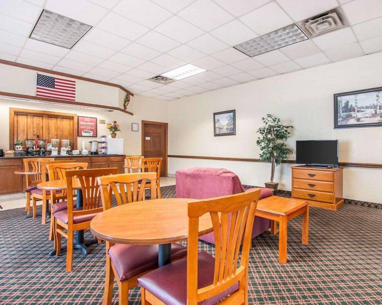 Econo Lodge Cullman South — photo 4