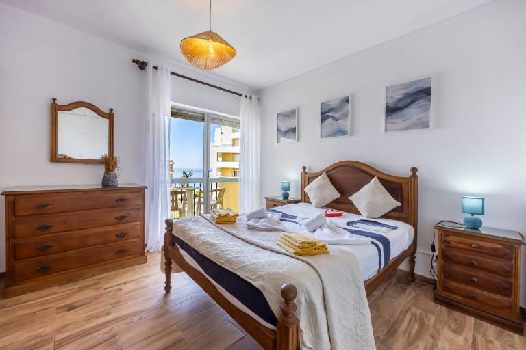 Children-friendly wonderful holiday apartment with fast internet & BBQ | Sea view | Beach nearby | Pets allowed in Portimão