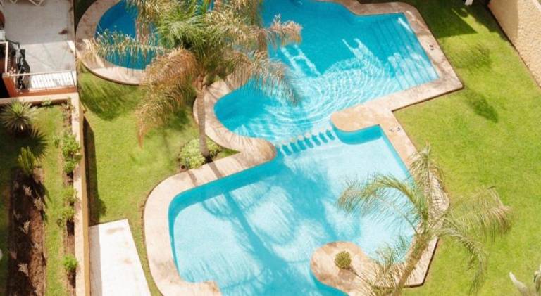 Apartment with pool & hot tub in Marrakech