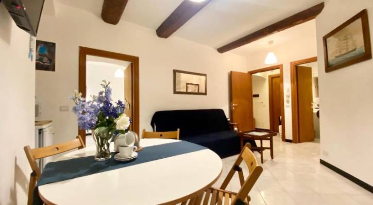 Holiday apartment with 2 rooms for 6 persons — photo 5