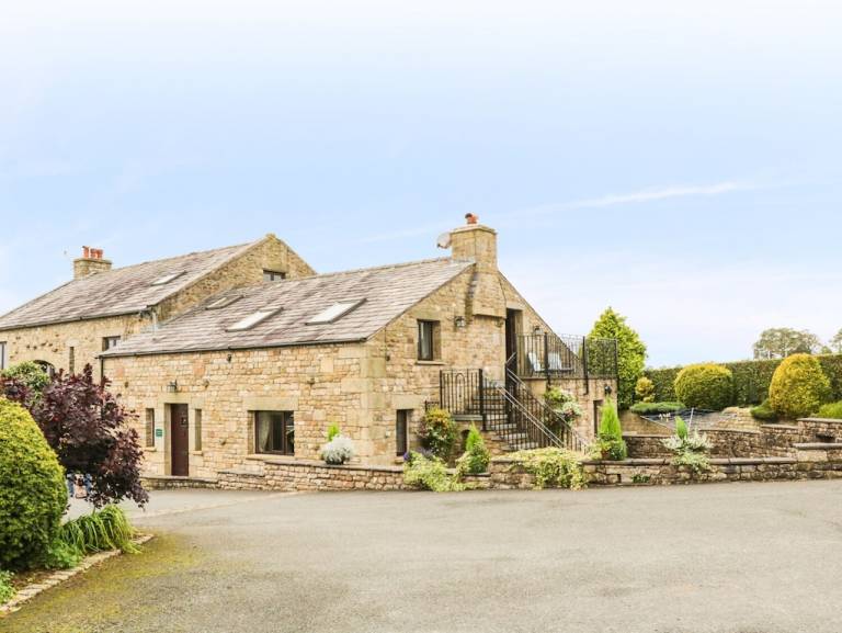 Cottage  Ingleton