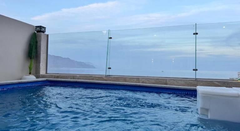 Villa with pool — photo 2