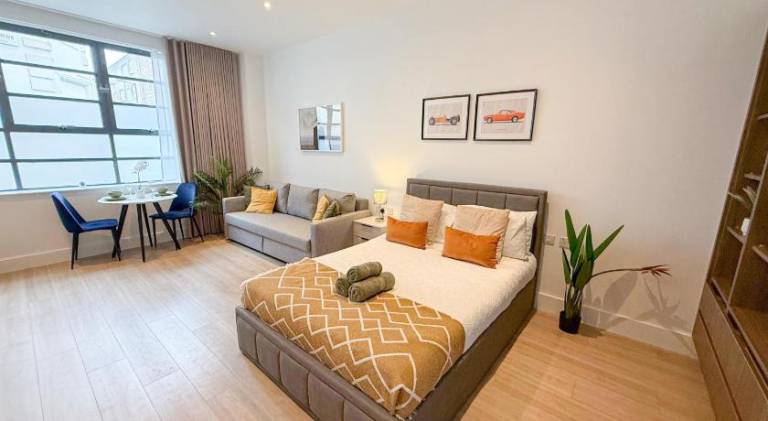Holiday apartment | Good for workation | Pet-friendly in London