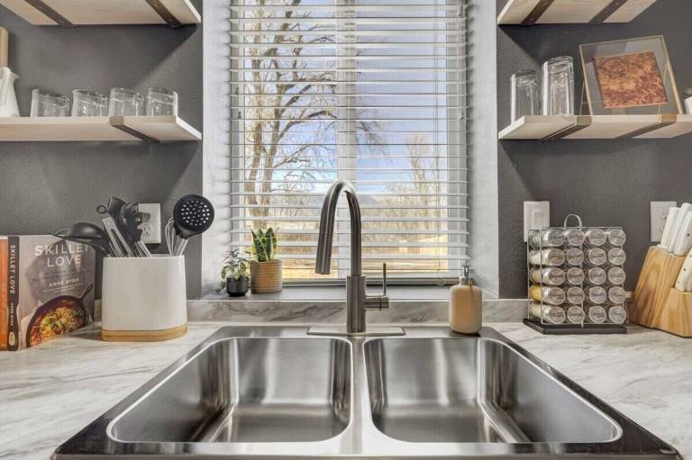 Apartment Southeast Colorado Springs