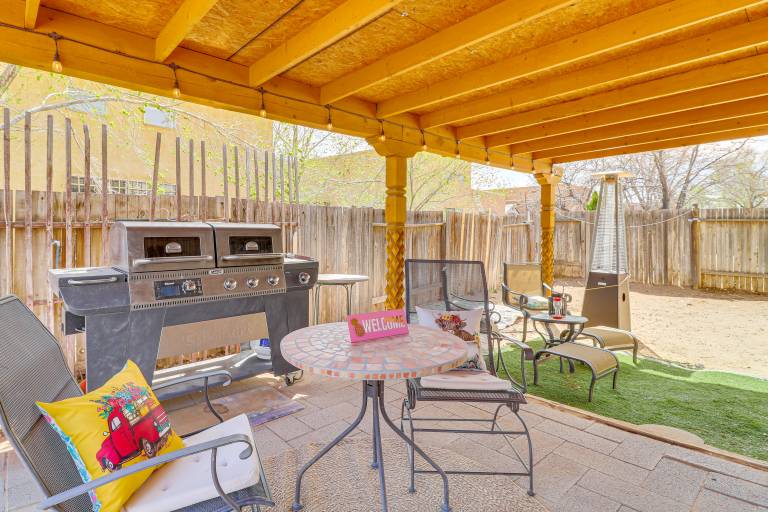 4 Mi to Old Town Plaza Albuquerque Home w Patio