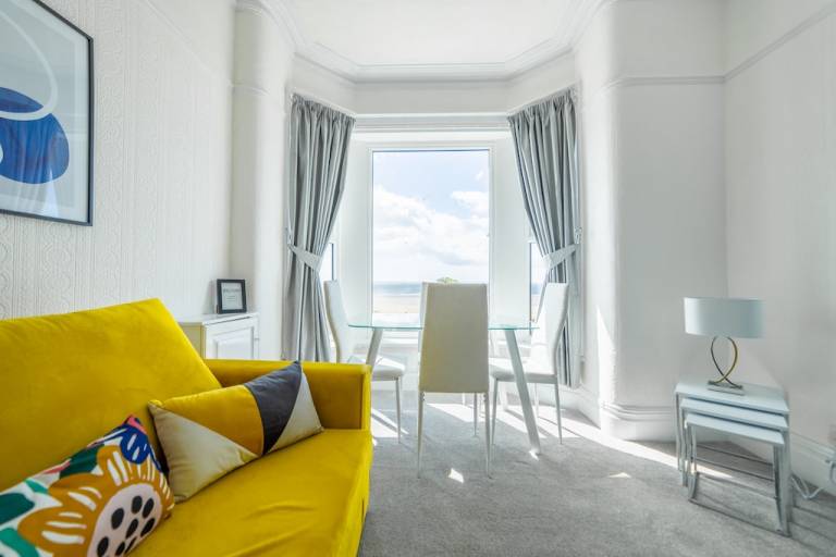 Apartment  Fleetwood