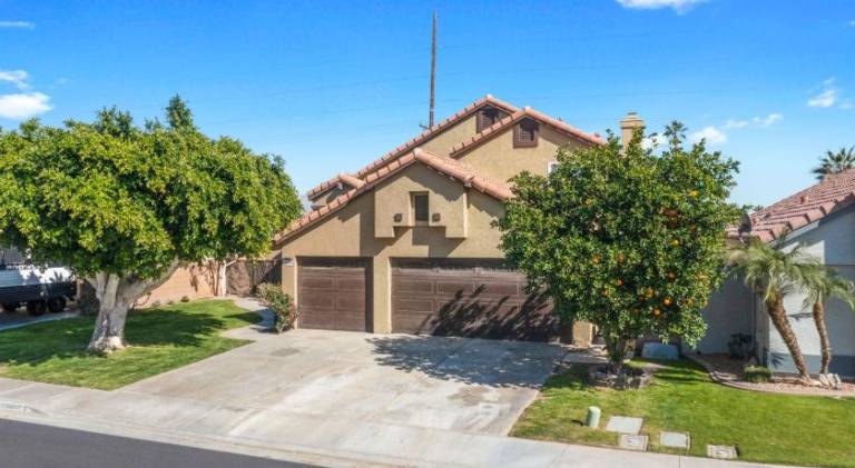 Charming house with hot tub & pool | Pets allowed in Indio, CA