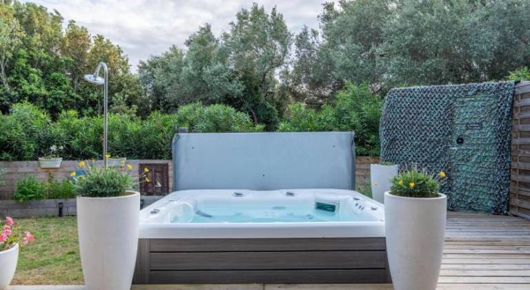 House with jacuzzi | Dogs allowed — photo 4
