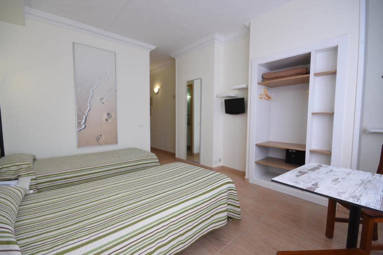 Holiday apartment with terrace | Close to Castillo de la Luz — photo 2
