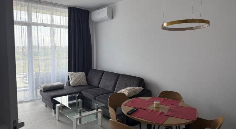Rental apartment with pool — photo 4