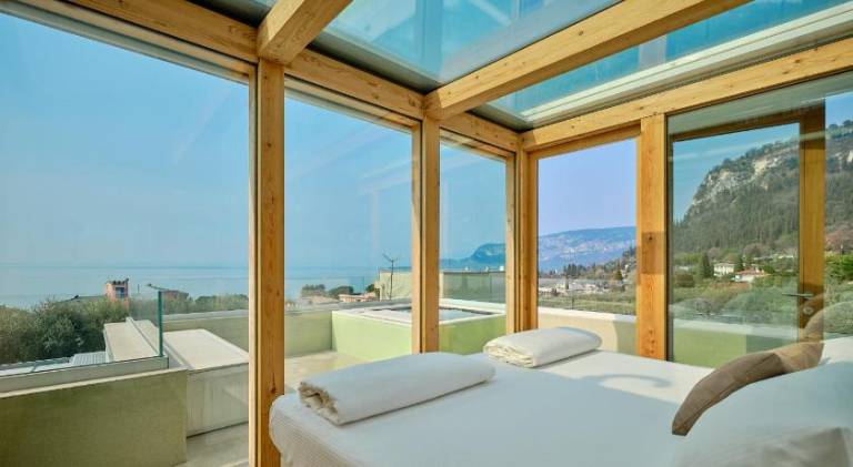Charming rental apartment with garden, patio & jacuzzi | Good for workation | Pets are welcome in Bardolino