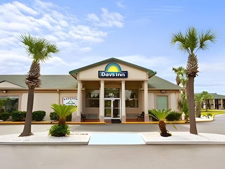 Days Inn by Wyndham Hardeeville/ I-95 State Line in Hardeeville, SC